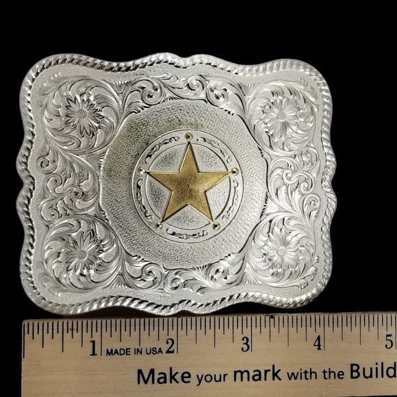 Montana Silversmiths Western Lone Star Belt Buckle Silver Tone Gold Star Texas - Picture 10 of 11